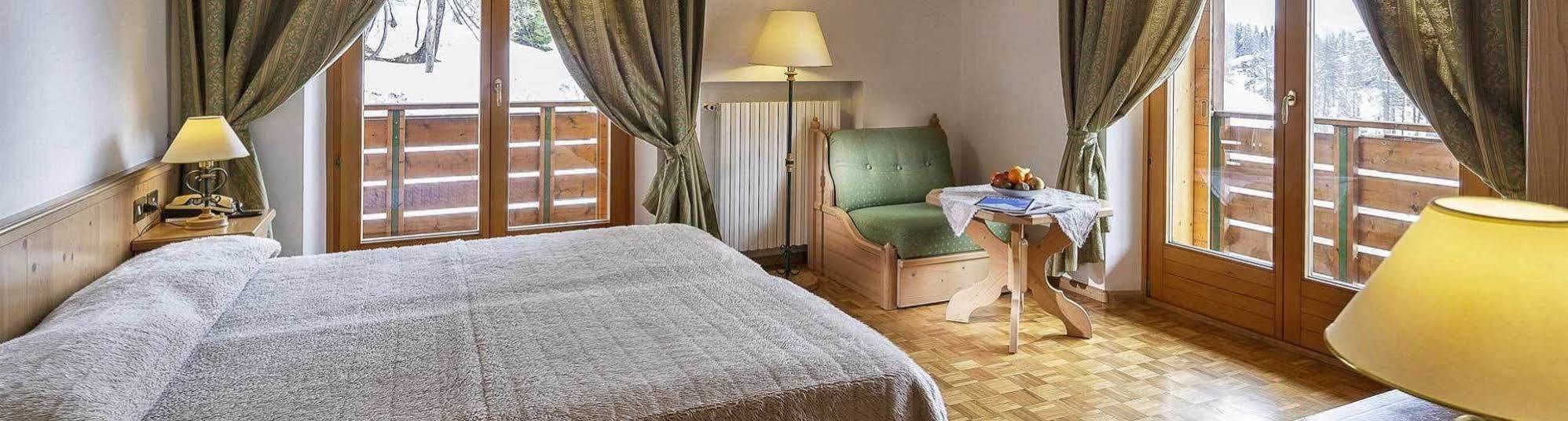 Hotel Piccolo Pocol Cortina dʼAmpezzo Dış mekan fotoğraf