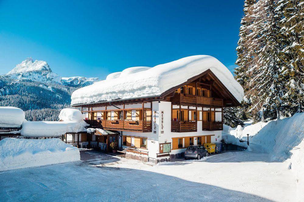 Hotel Piccolo Pocol Cortina dʼAmpezzo Dış mekan fotoğraf